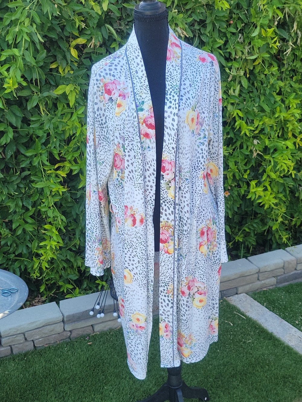 Johnny Was Multicolor Animal Print Floral Winery Sleep Robe With Pockets